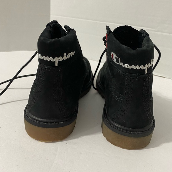 Timberland Black Water Poof Suede Boots Boy Size 12 Great Condition - Picture 4 of 6